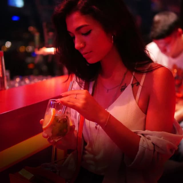 Bar Rouge App: NEW CLUB TECH